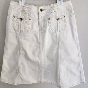 Banana Republic Women's Size 0 White Denim 100% Cotton Knee Length Skirt
